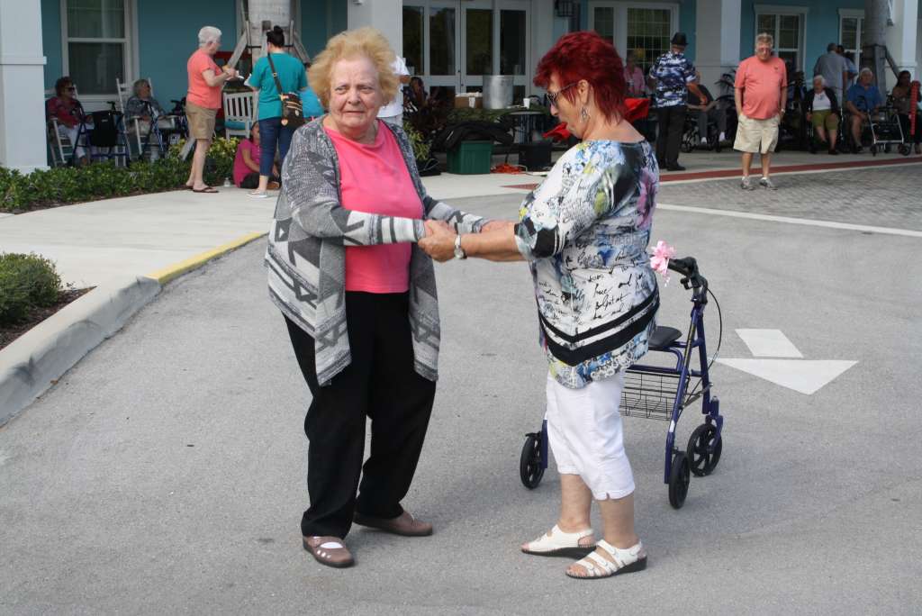 Grand Oaks of Jensen Beach Car Show Event