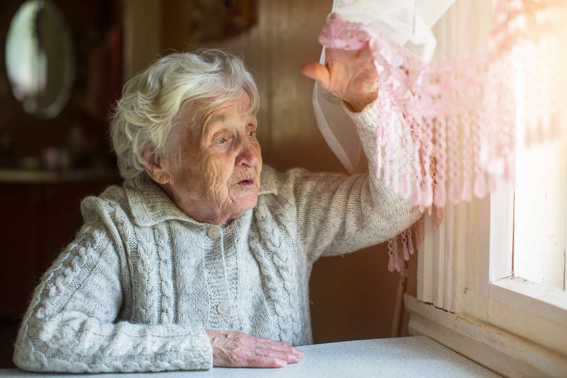 Assisted Living Helps Fight Loneliness in Older Adults